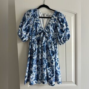 Abercrombie & Fitch Blue and White Floral Dress